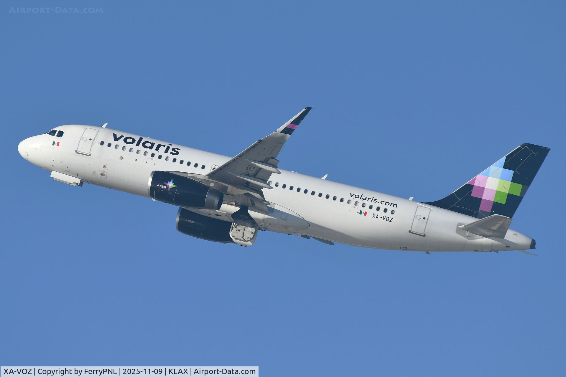 XA-VOZ, 2013 Airbus A320-233 C/N 5819, Departure of Volaris A320