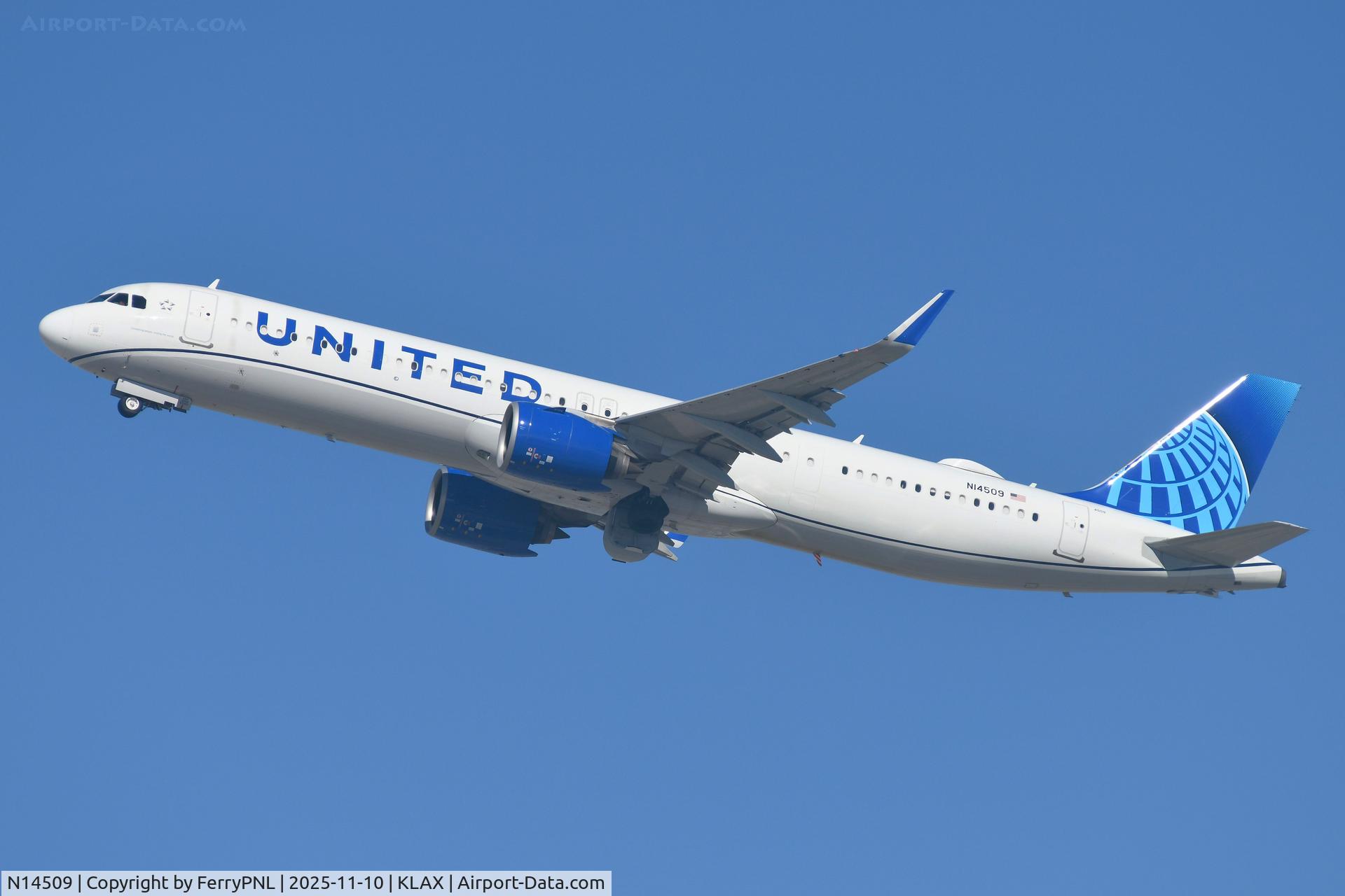 N14509, 2024 Airbus A321-271 NX C/N 11901, Departure of United A321N
