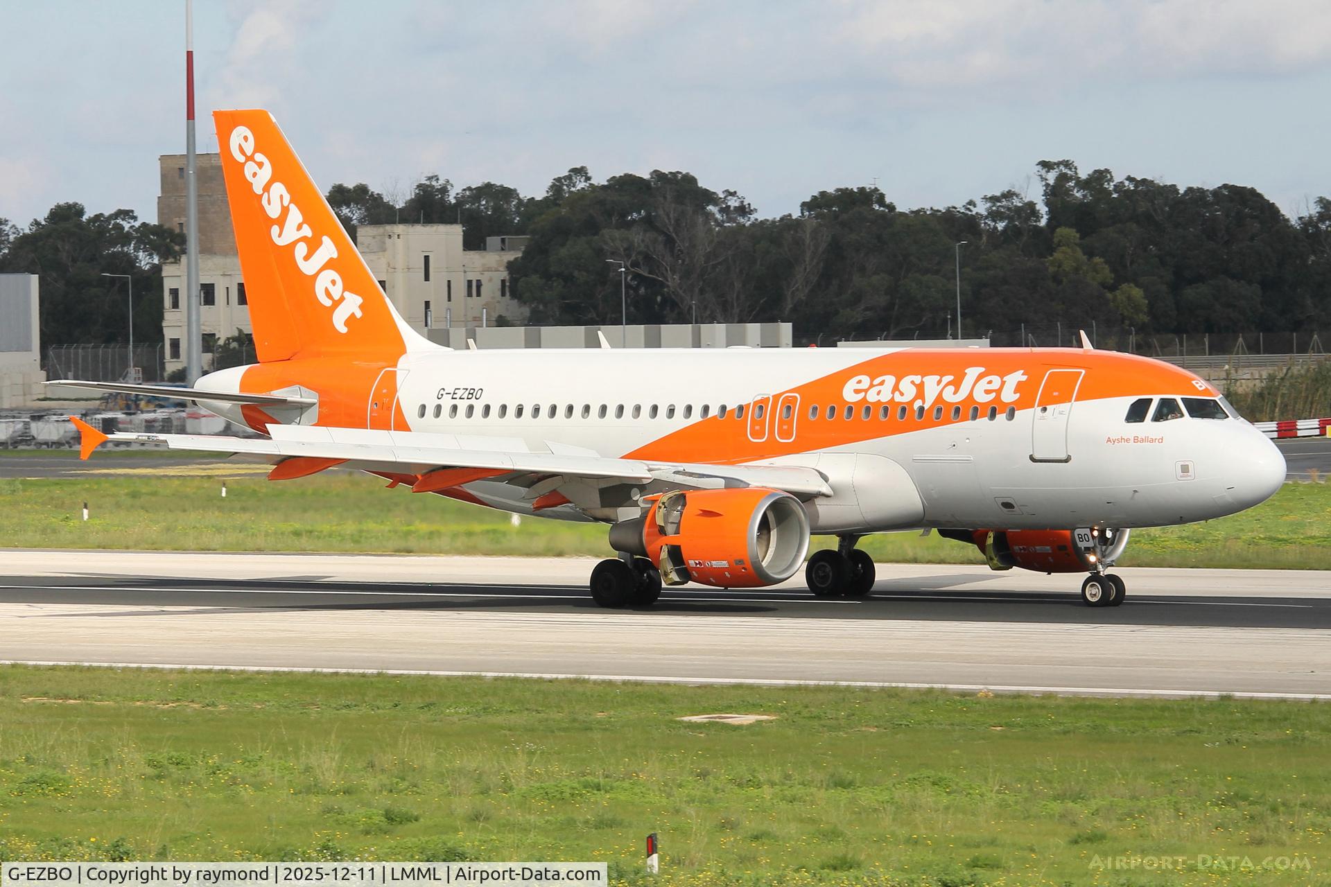 G-EZBO, 2007 Airbus A319-111 C/N 3082, Airbus A319-111 of Easyjet reg G-EZBO on the main runway in Malta.