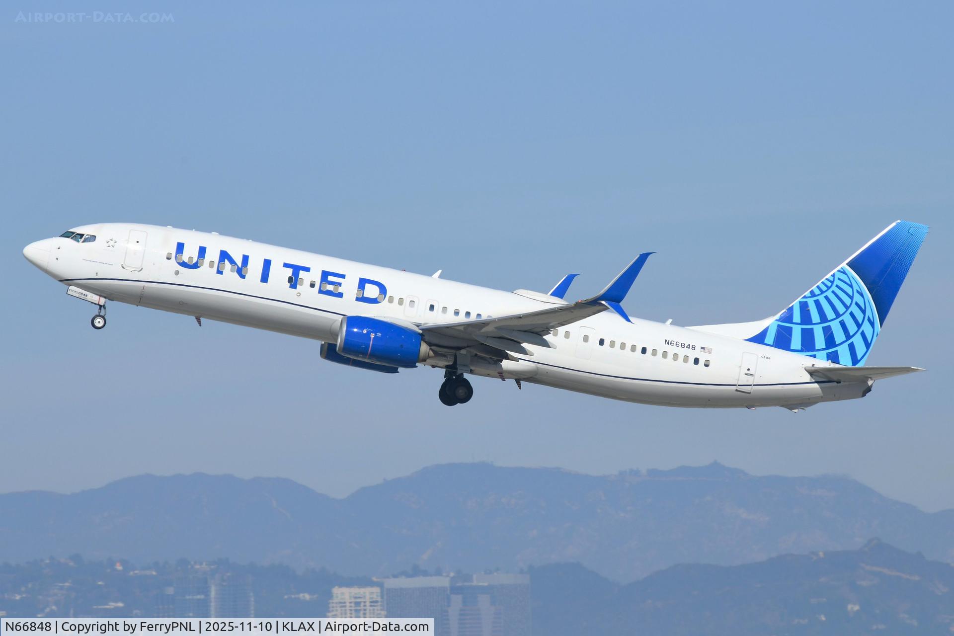 N66848, 2015 Boeing 737-924/ER C/N 42188, Departure of Unnited Airlines B739