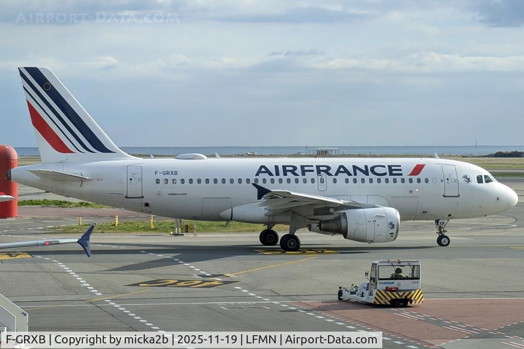 F-GRXB, 2001 Airbus A319-111 C/N 1645, Taxiing