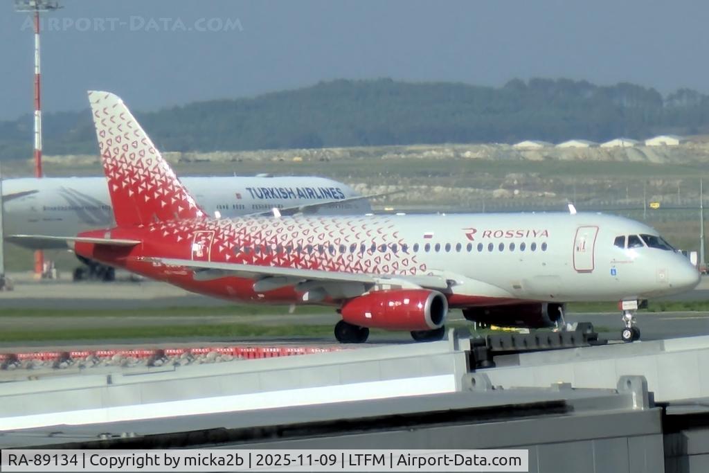 RA-89134, 2020 Sukhoi 100-95B C/N 95198, Taxiing