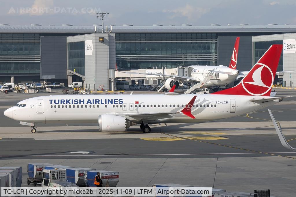 TC-LCR, 2019 Boeing 737-8 MAX C/N 60059, Taxiing
