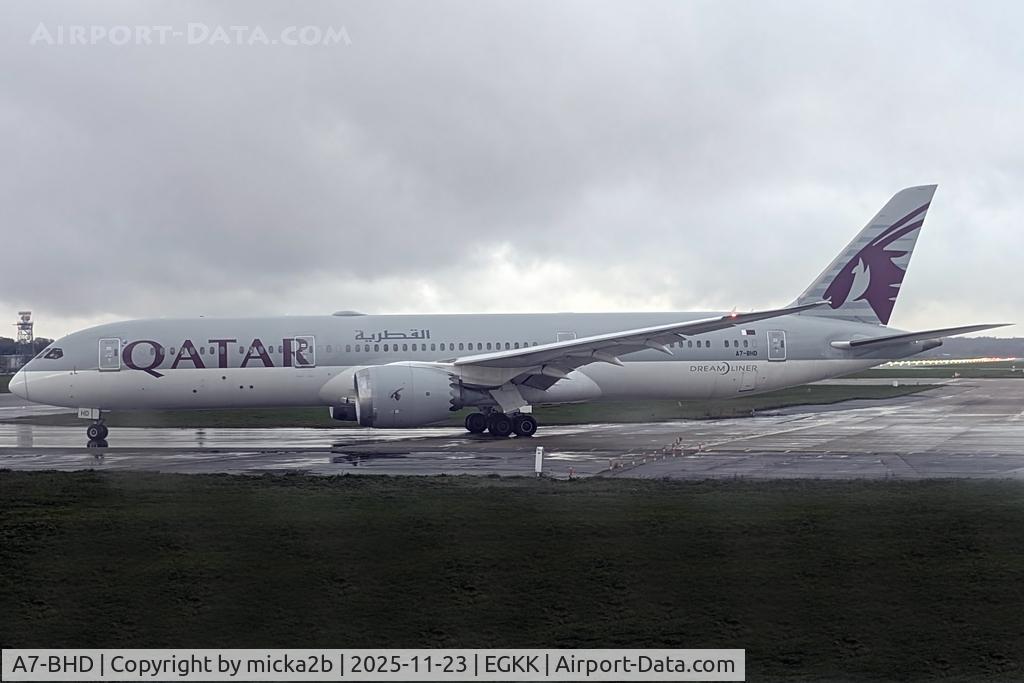 A7-BHD, 2019 Boeing 787-9 Dreamliner Dreamliner C/N 64216, Taxiing