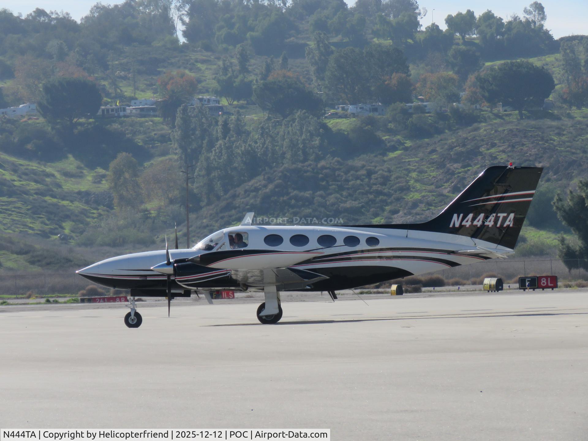 N444TA, 1973 Cessna 421B Golden Eagle C/N 421B0390, Getting ready to taxi