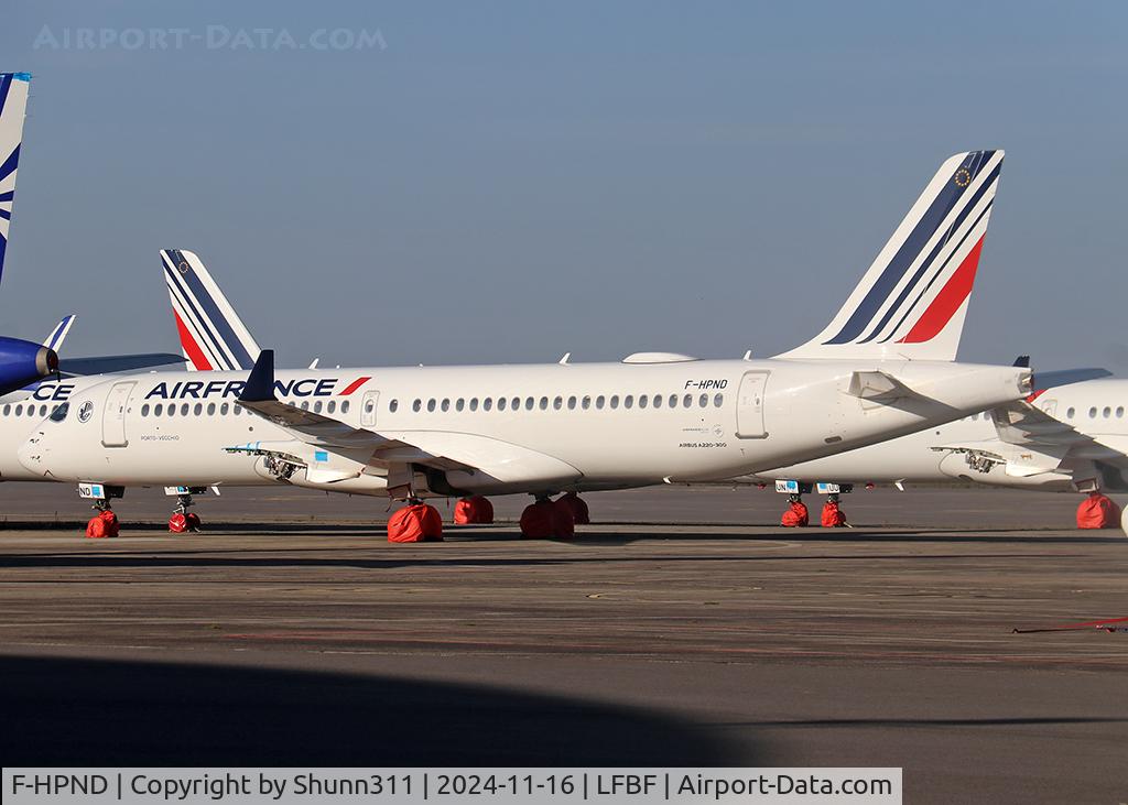 F-HPND, 2023 Airbus A220-371 C/N 55232, Parked without engines...
