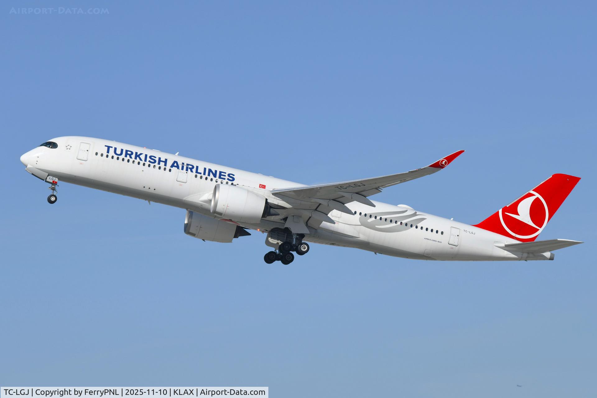 TC-LGJ, 2021 Airbus A350-941 C/N 463, Turkish A359 departing for IST