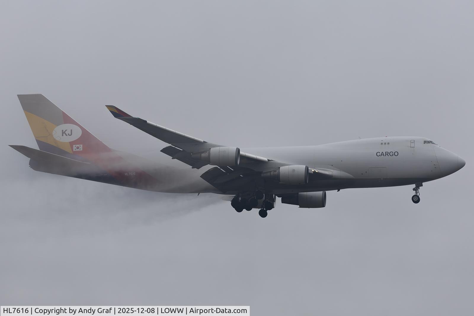 HL7616, 2004 Boeing 747-446F (SCD) C/N 33748, Air Zeta 747-400F