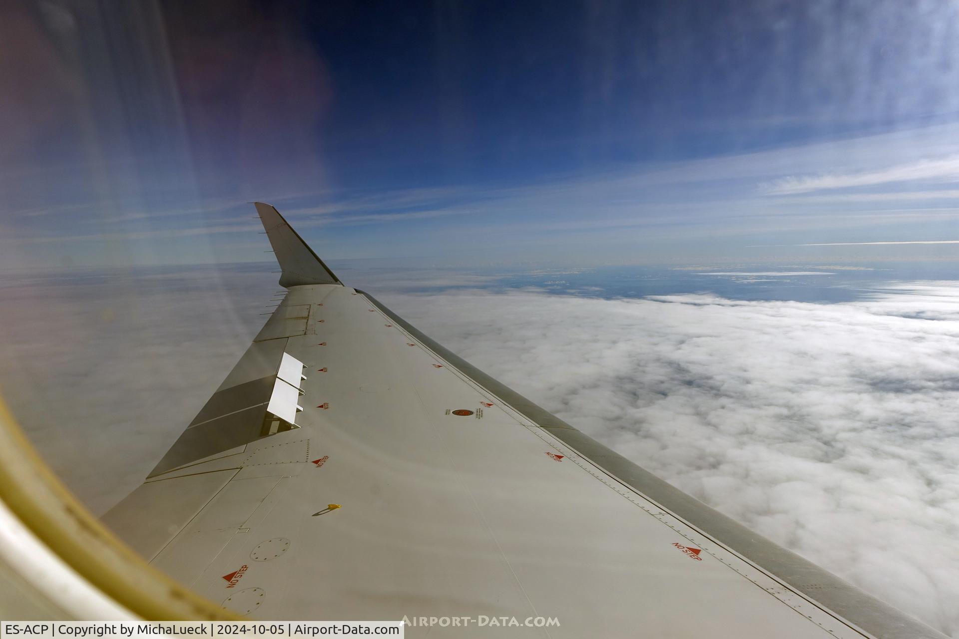 ES-ACP, 2009 Canadair CRJ-900ER (CL-600-2D24) C/N 15242, Speed brakes deployed (UME-ARN)
