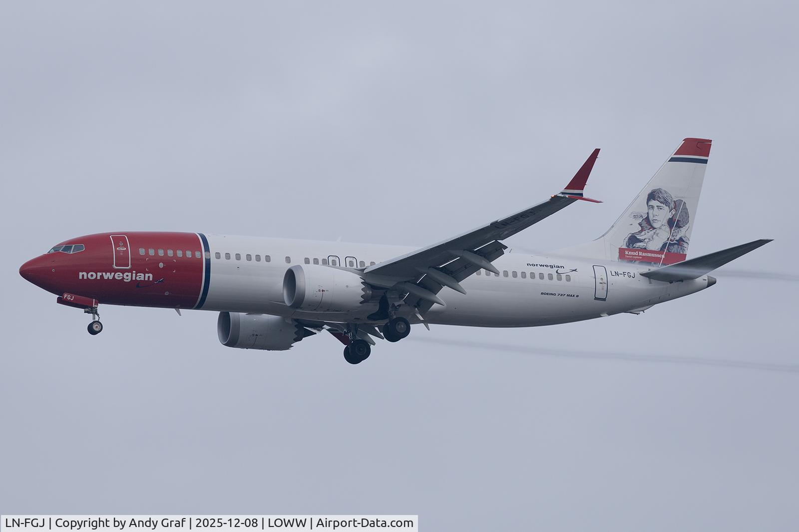 LN-FGJ, 2022 Boeing 737-8 MAX C/N 65903, Norwegian 737 Max 8