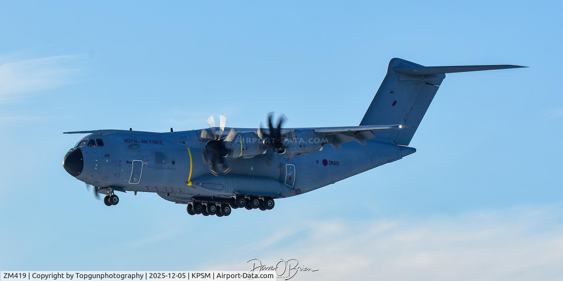 ZM419, 2018 Airbus A400M-180 Atlas C.1 C/N 077, ASCOT4210 landing RW34