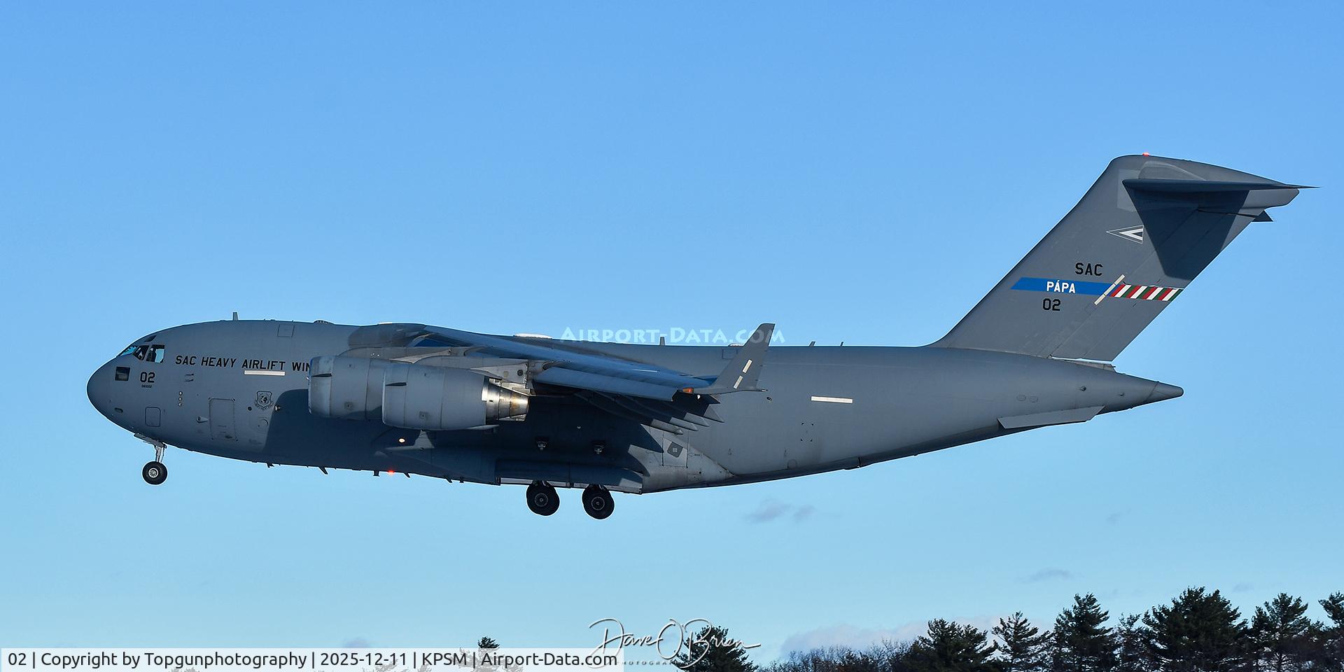 02, 2009 Boeing C-17A Globemaster III C/N F-210, BRK99 landing RW34