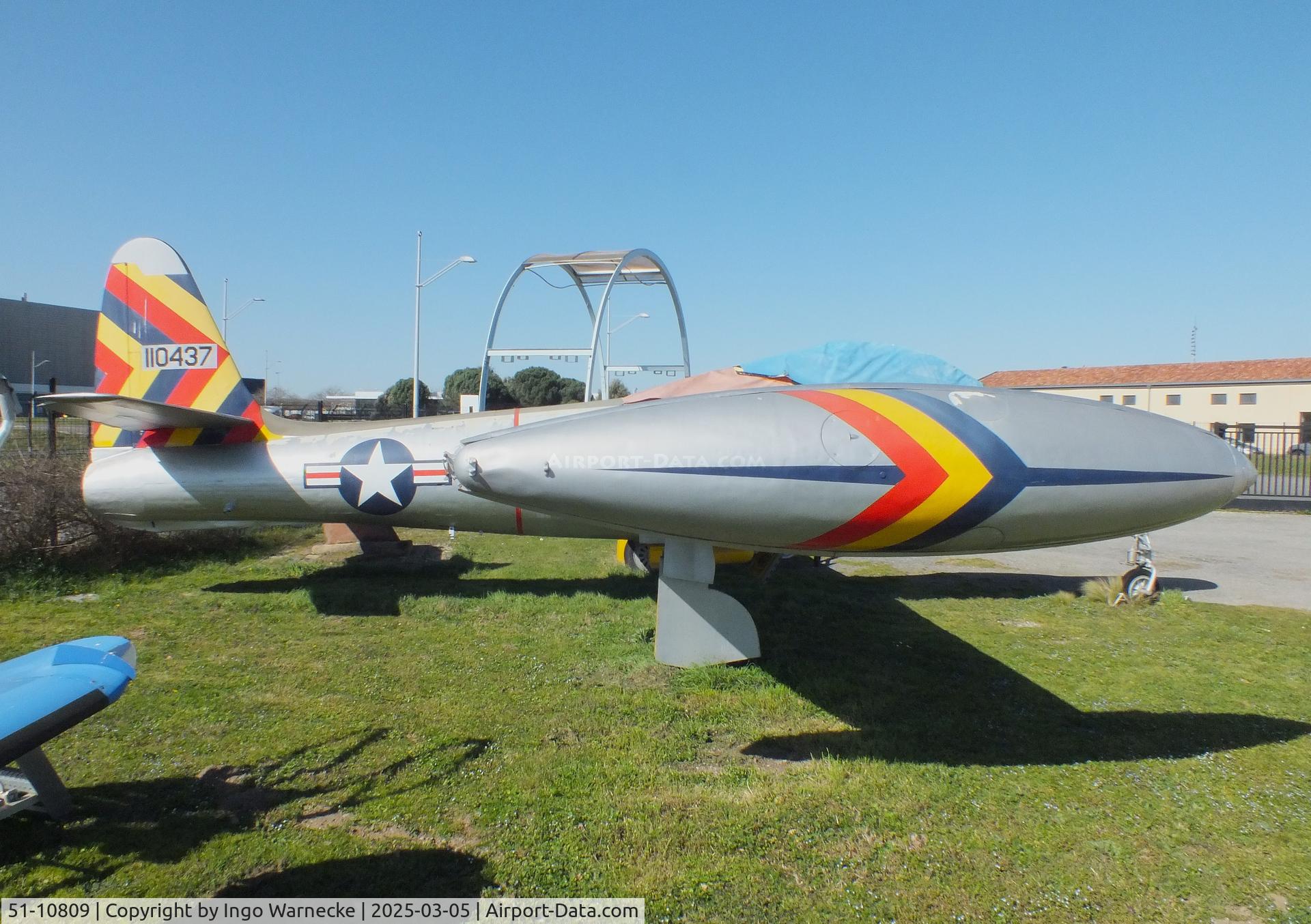 51-10809, 1951 Republic F-84G Thunderstreak C/N 2542-1262B, Republic F-84G Thunderstreak at the Ailes Anciennes Toulouse Museum, Blagnac