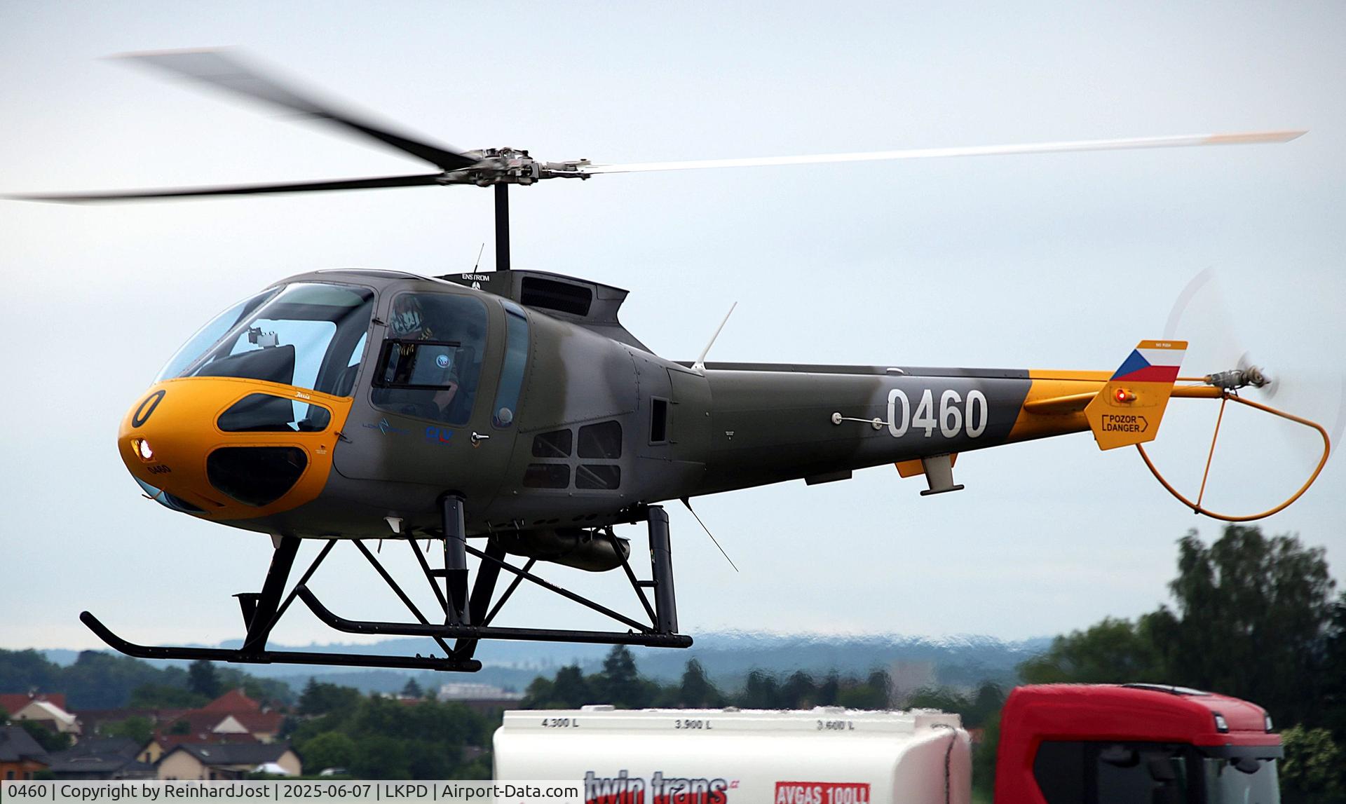 0460, 2018 Enstrom 480B-G C/N 5243, Czech Air Force 0460 hoover-taxing to the fuel truck at Pardubice Airshow 2025, Czech Republic