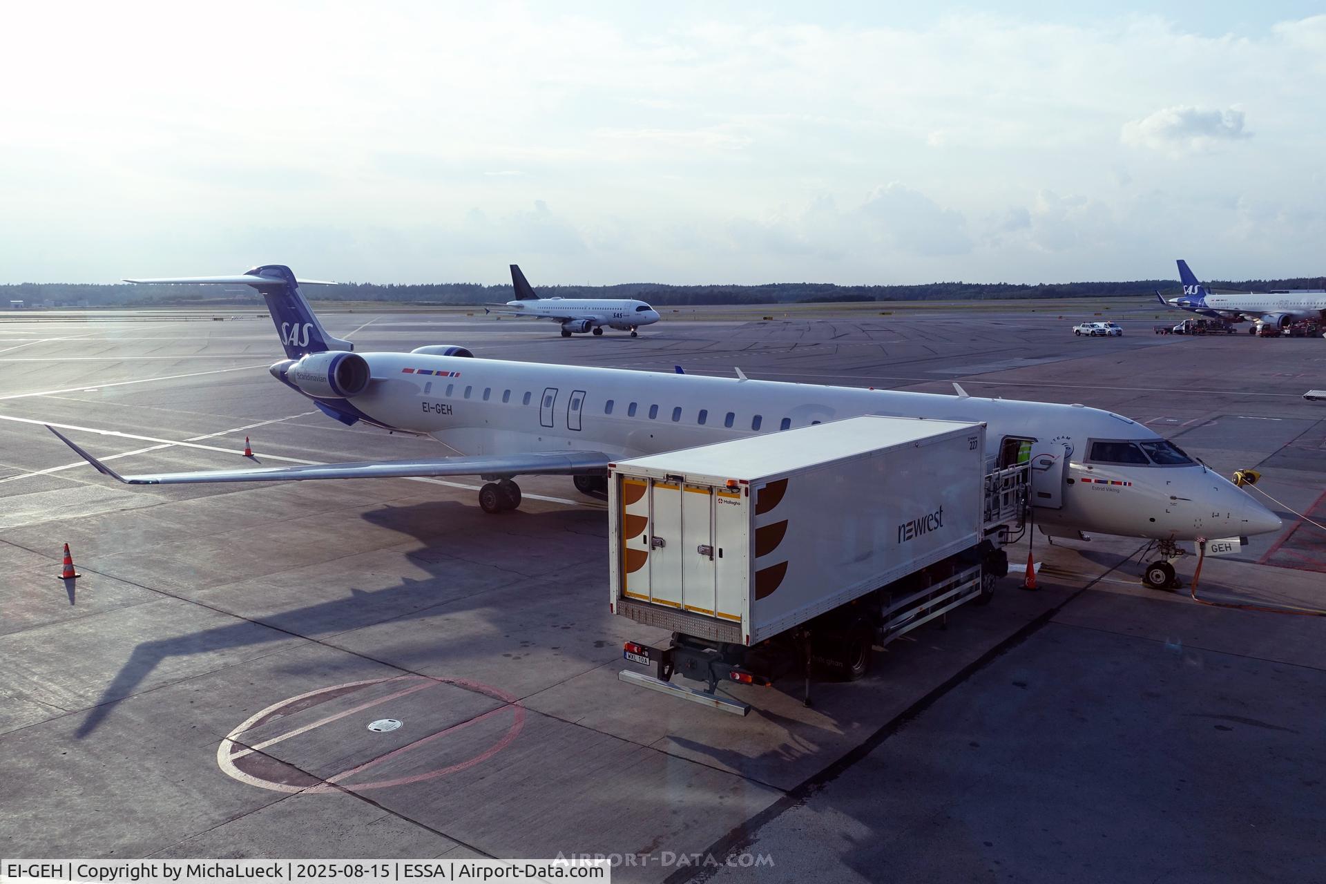 EI-GEH, 2009 Bombardier CRJ-900 (CL-600-2D24) C/N 15221, At Arlanda (operated by CityJet for SAS)