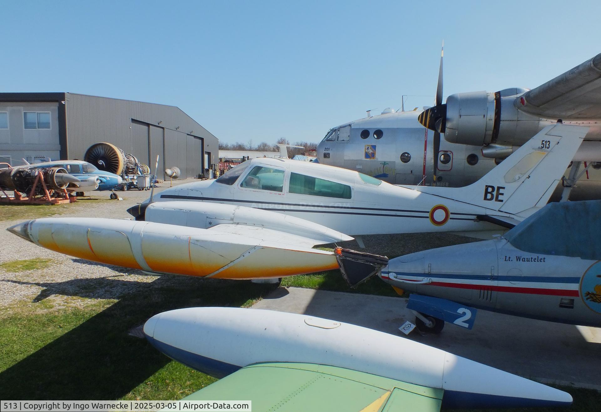 513, 1972 Cessna 310Q C/N 310Q0513, Cessna 310Q at the Ailes Anciennes Toulouse Museum, Blagnac