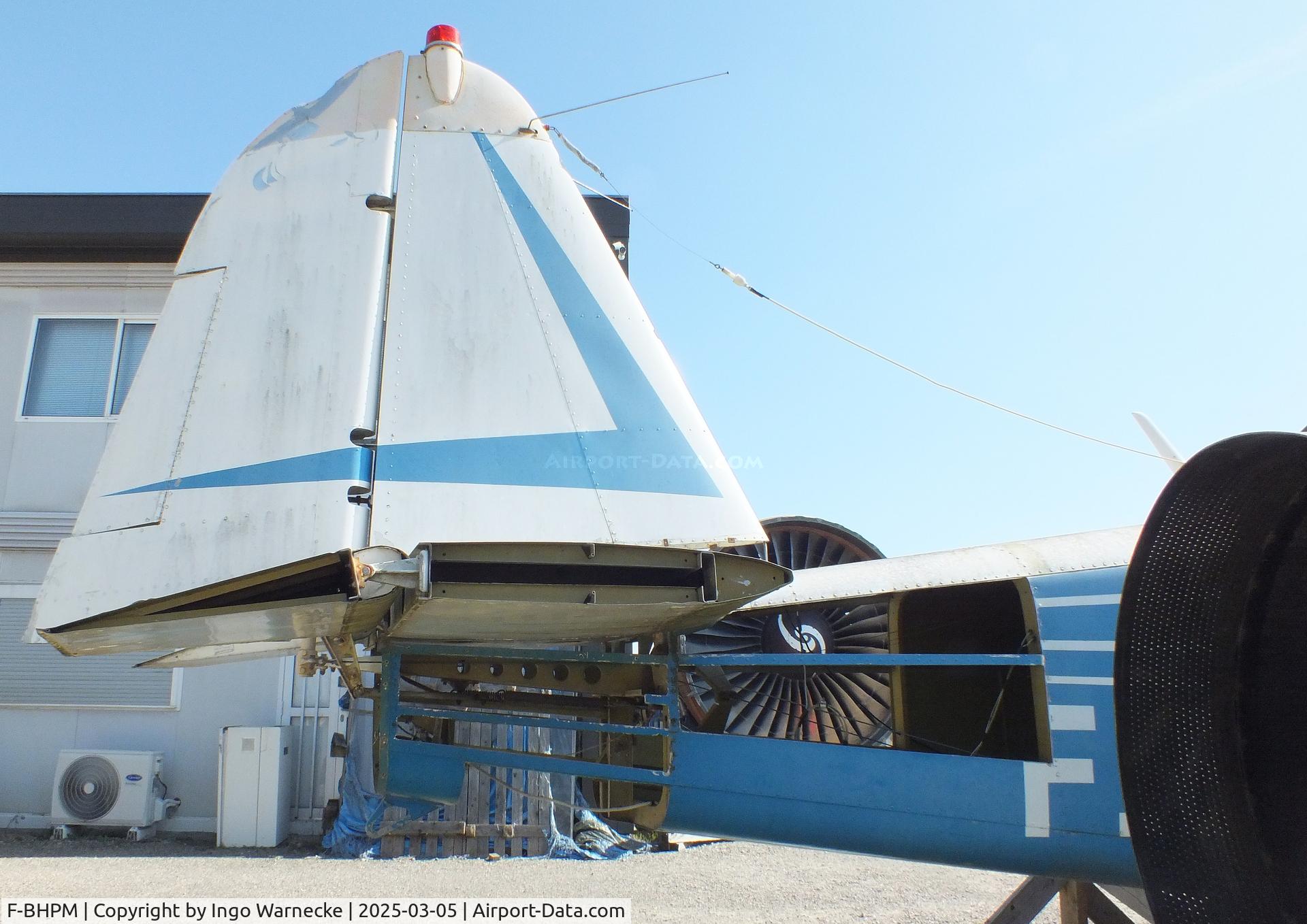 F-BHPM, Piper PA-23 C/N 23-713, Piper PA-23-150 Apache (minus outer wings etc), awaiting restoration at the Ailes Anciennes Toulouse Museum, Blagnac
