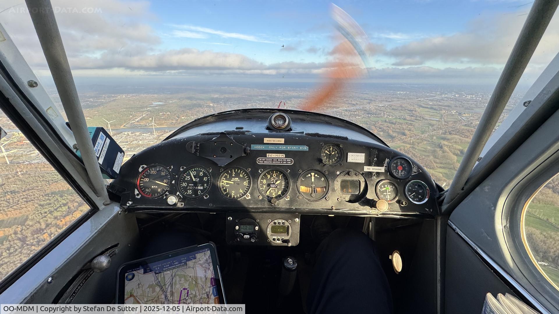 OO-MDM, 1946 Aeronca 7AC Champion C/N 7AC-3623, EBZH-EBAW
