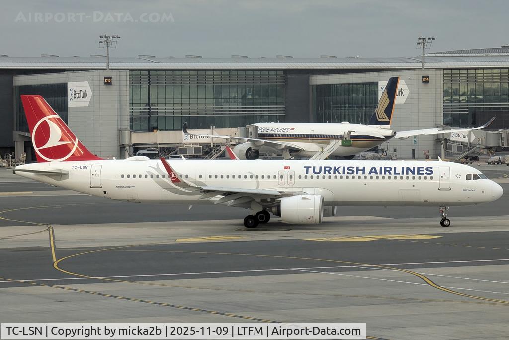TC-LSN, 2019 Airbus A321-271NX C/N 9076, Taxiing