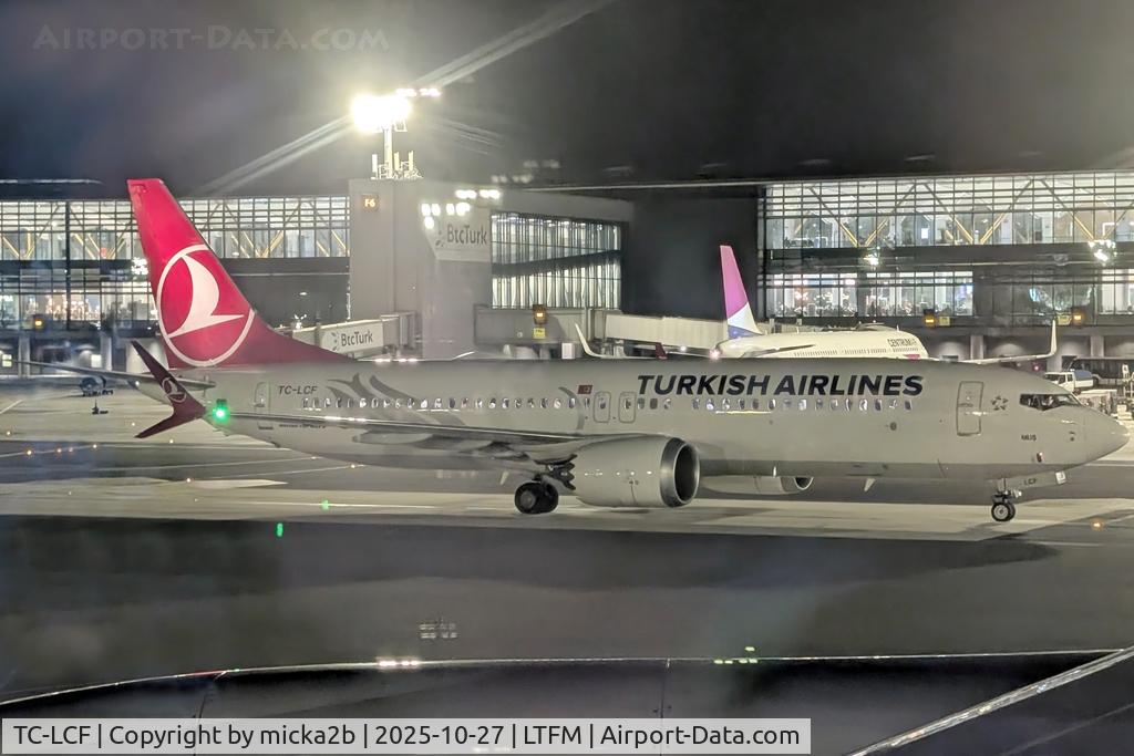 TC-LCF, 2018 Boeing 737-8 MAX C/N 60037, Taxiing