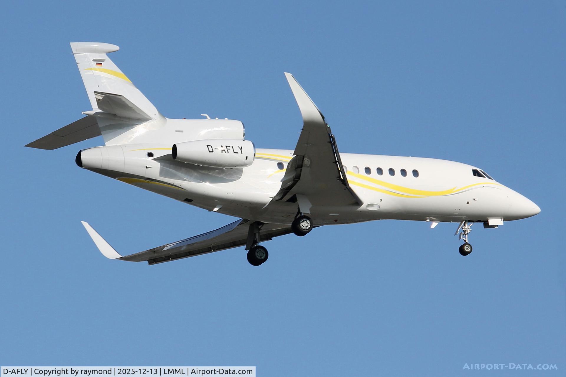 D-AFLY, Dassault Falcon 900 LX C/N 4027, Dassault Falcon 900LX reg D-AFLY of Luminair seen here landing in Malta on a short visit.