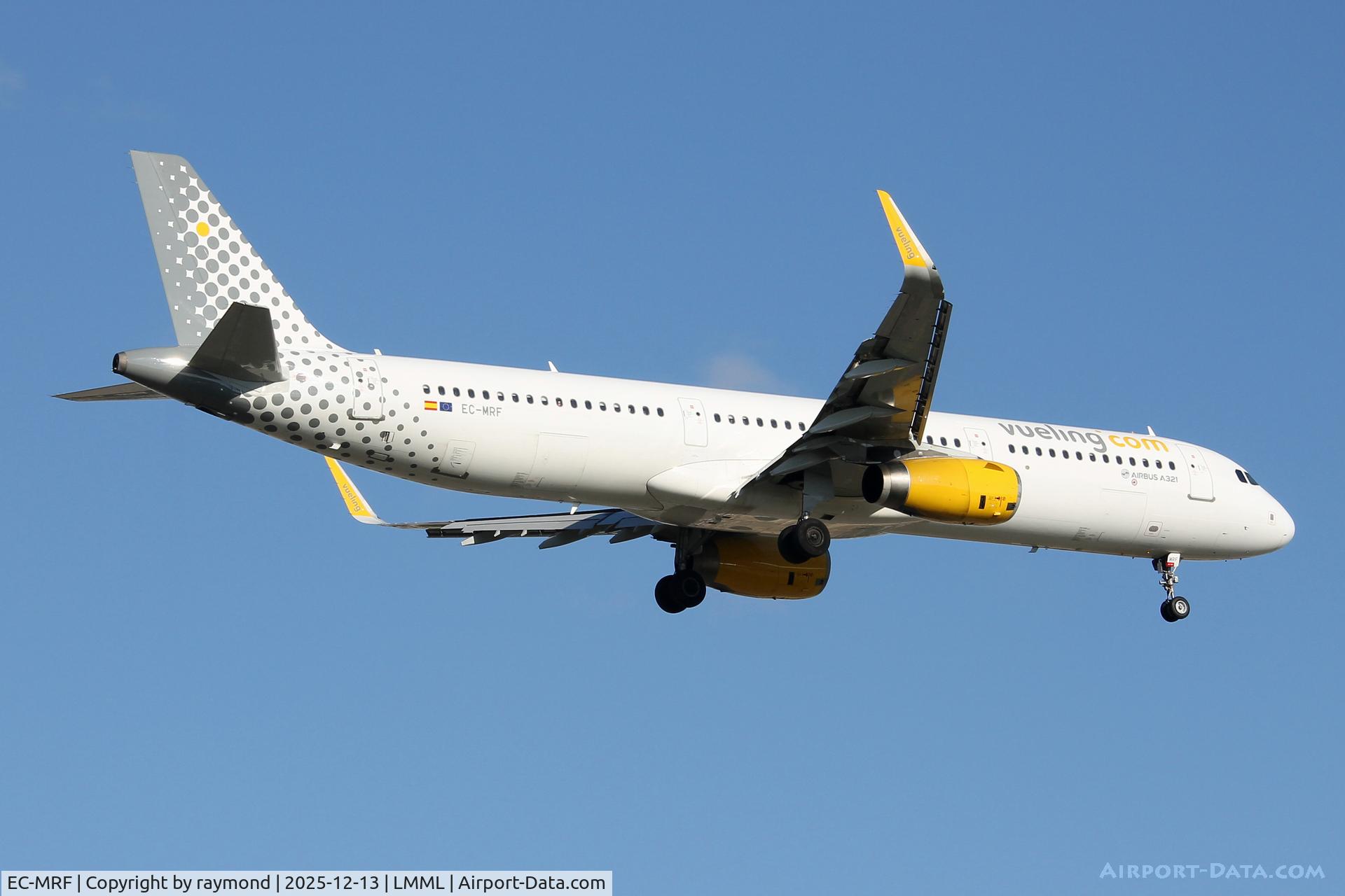 EC-MRF, 2017 Airbus A321-231 C/N 7714, Airbus A21-231 reg EC-MRF of Vueling landing in Malta, seen here on short finals for RW13.