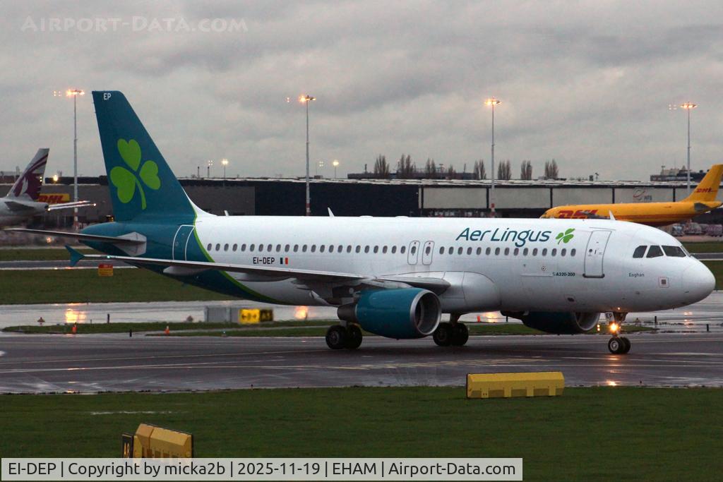 EI-DEP, 2005 Airbus A320-214 C/N 2542, Taxiing