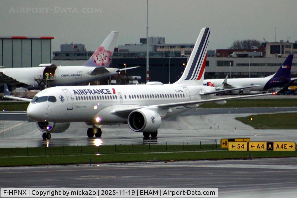 F-HPNX, 2025 Airbus A220-300 C/N 55390, Taxiing