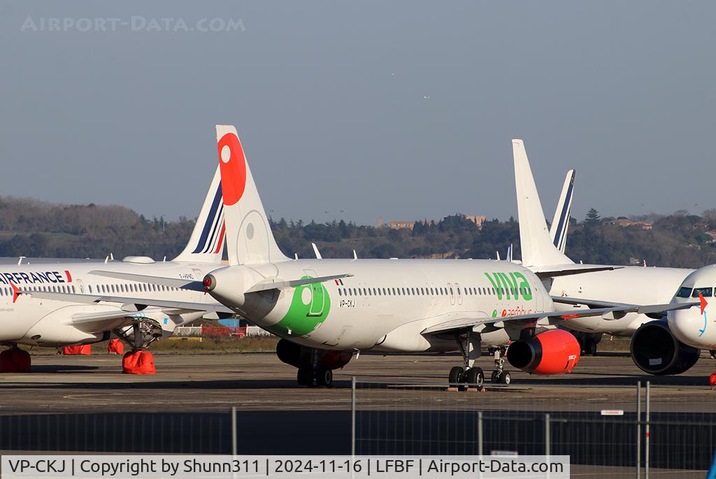 VP-CKJ, 2012 Airbus A320-232 C/N 5135, New owner for this ex. China Eastern Airlines as Viva Aerobus... painted @LFBF