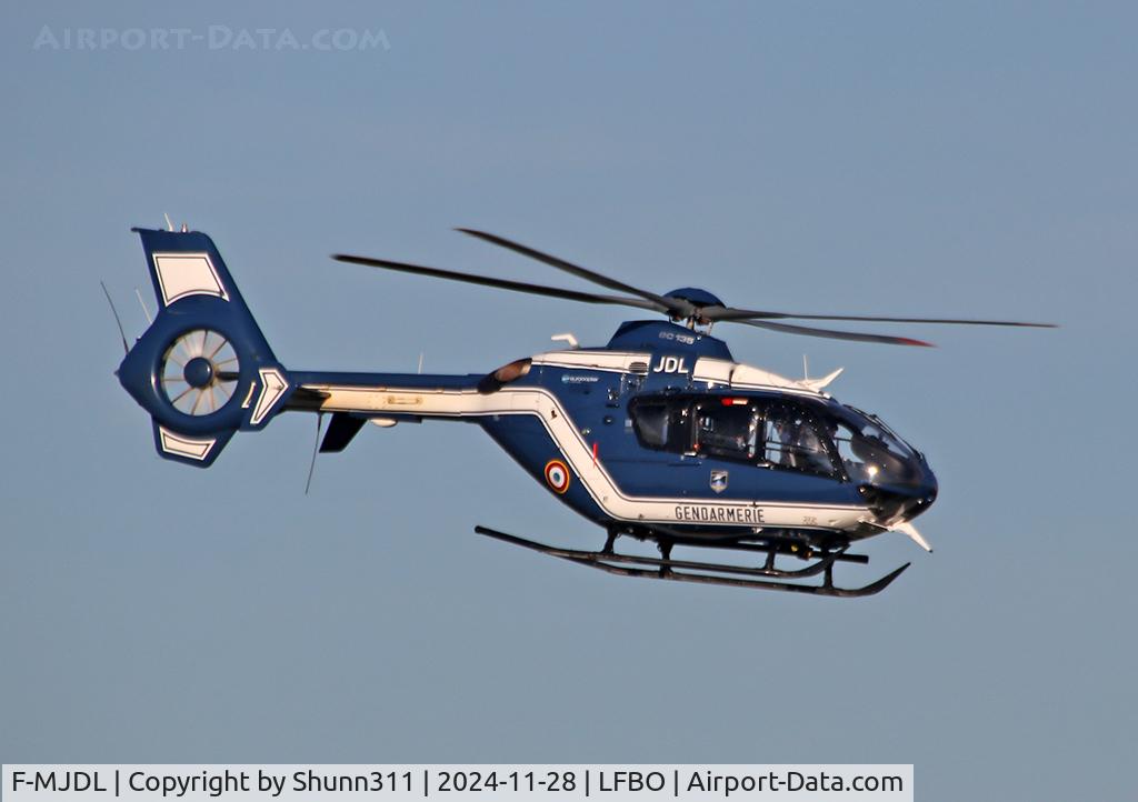 F-MJDL, 2010 Eurocopter EC-135-T-2+ C/N 0867, Passing above rwy 14R