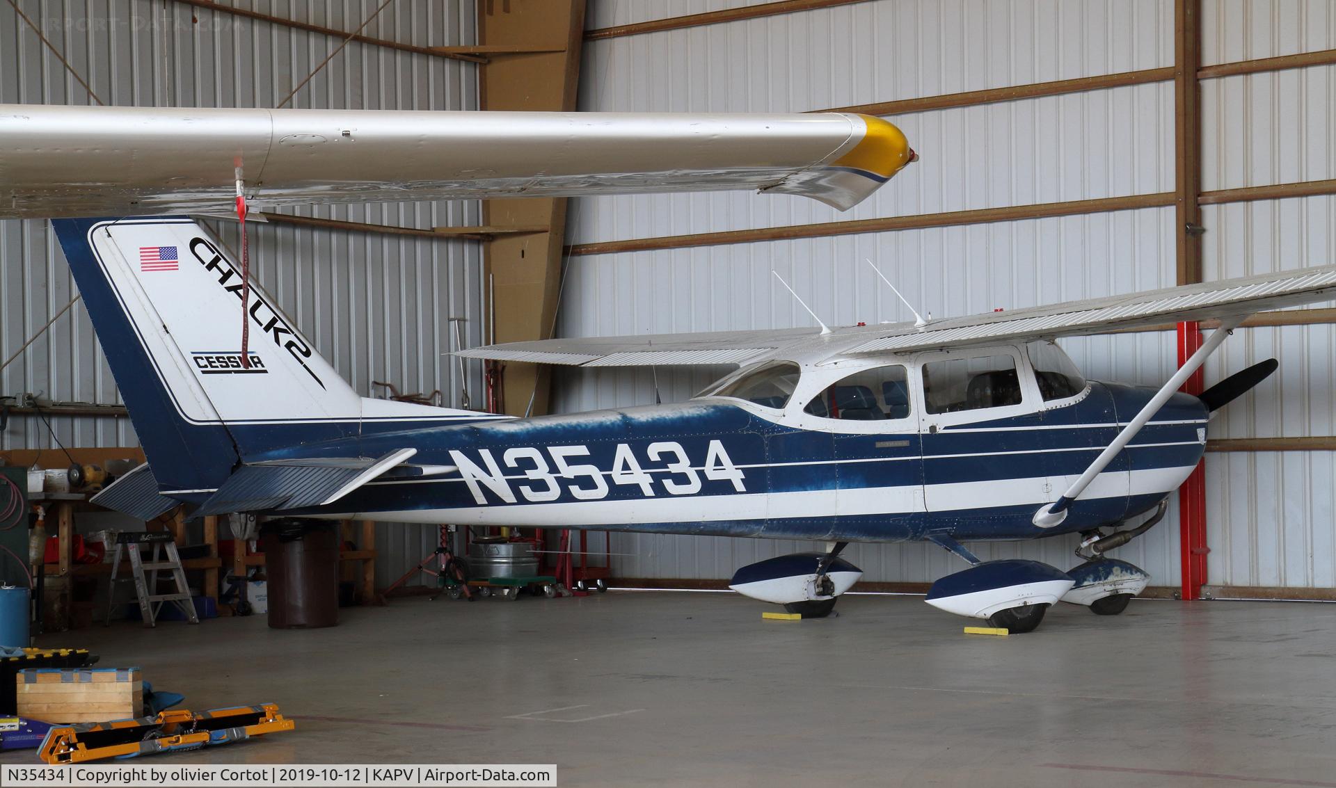 N35434, 1968 Cessna 172I C/N 17256768, Apple valley airshow 2019