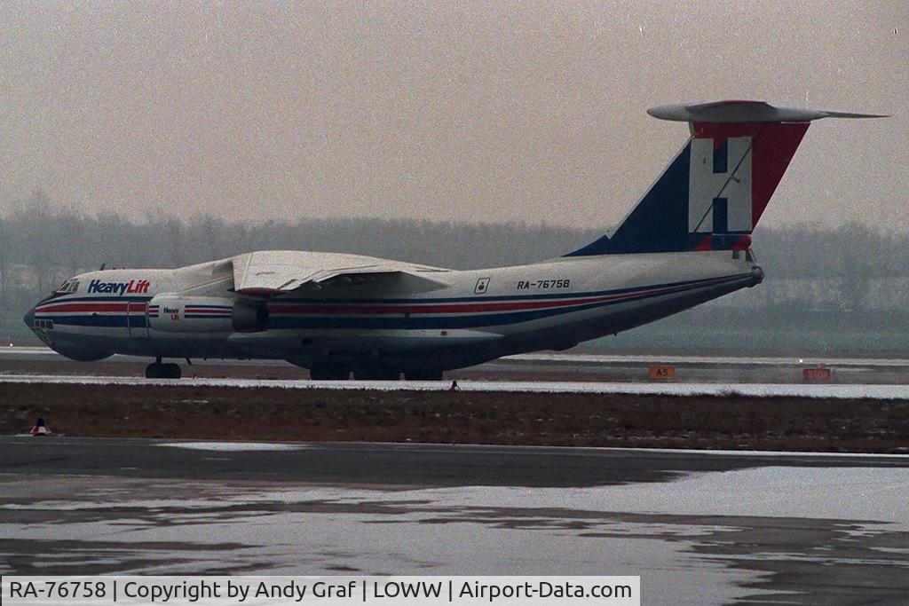 RA-76758, 1986 Ilyushin IL-76TD C/N 0073474203, Heavylift IL76