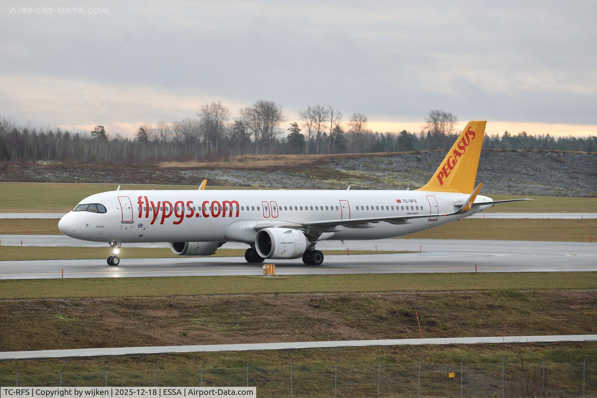TC-RFS, 2025 Airbus A321-251NX C/N 12669, Twy W