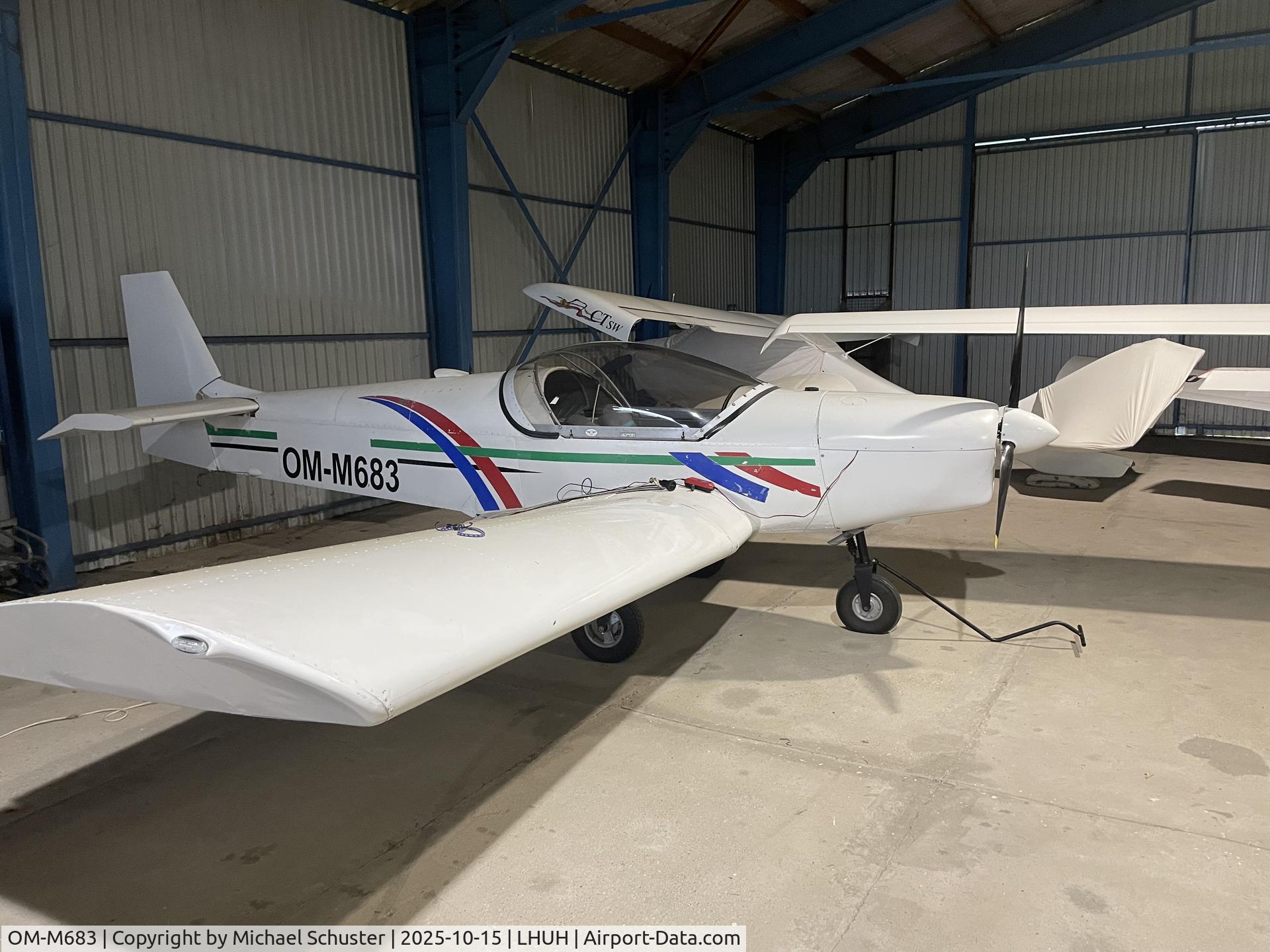 OM-M683, 2000 Zenair CH 601 Zodiac, Airfield Úrhida-Hungary