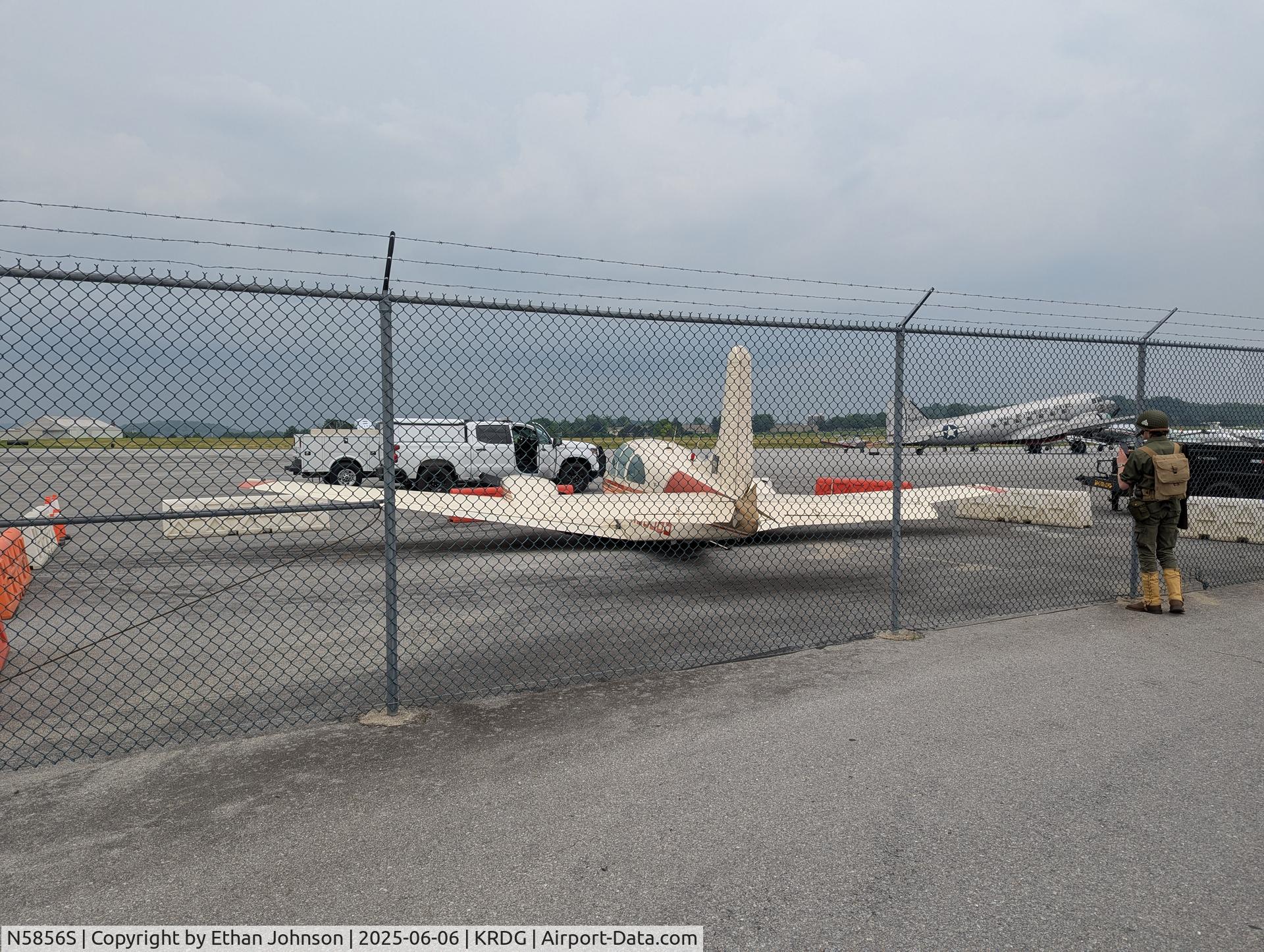 N5856S, 1965 Beech D95A C/N TD-632, Sitting on ramp at KRDG