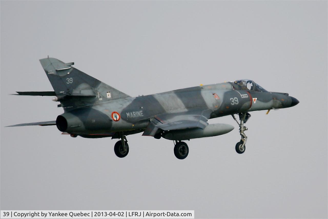 39, Dassault Super Etendard C/N 39, Dassault Super Etendard, Landivisiau Naval Air Base (LFRJ)