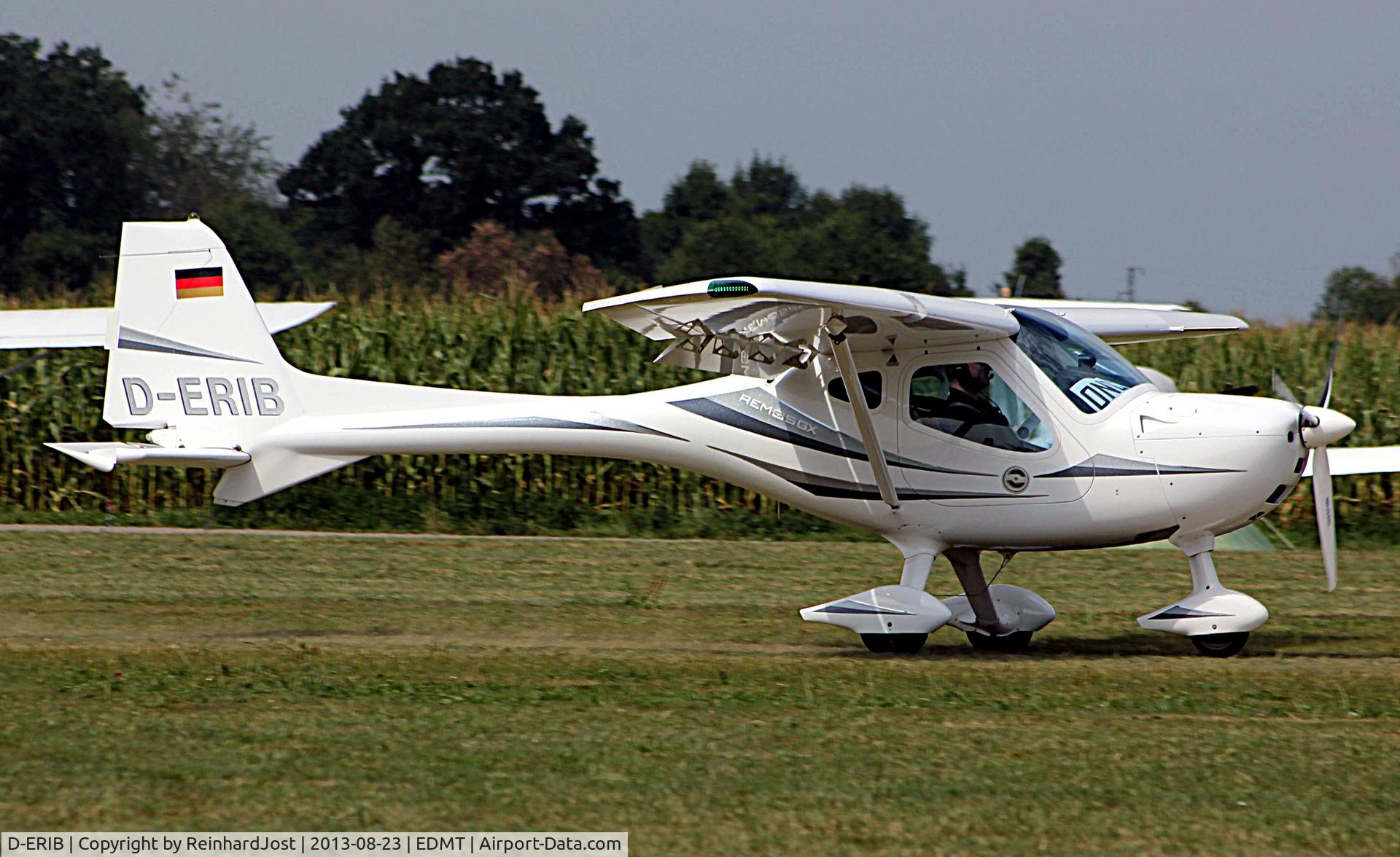 D-ERIB, 2009 Remos GX C/N 327, Arriving at Tannkosh 2013
