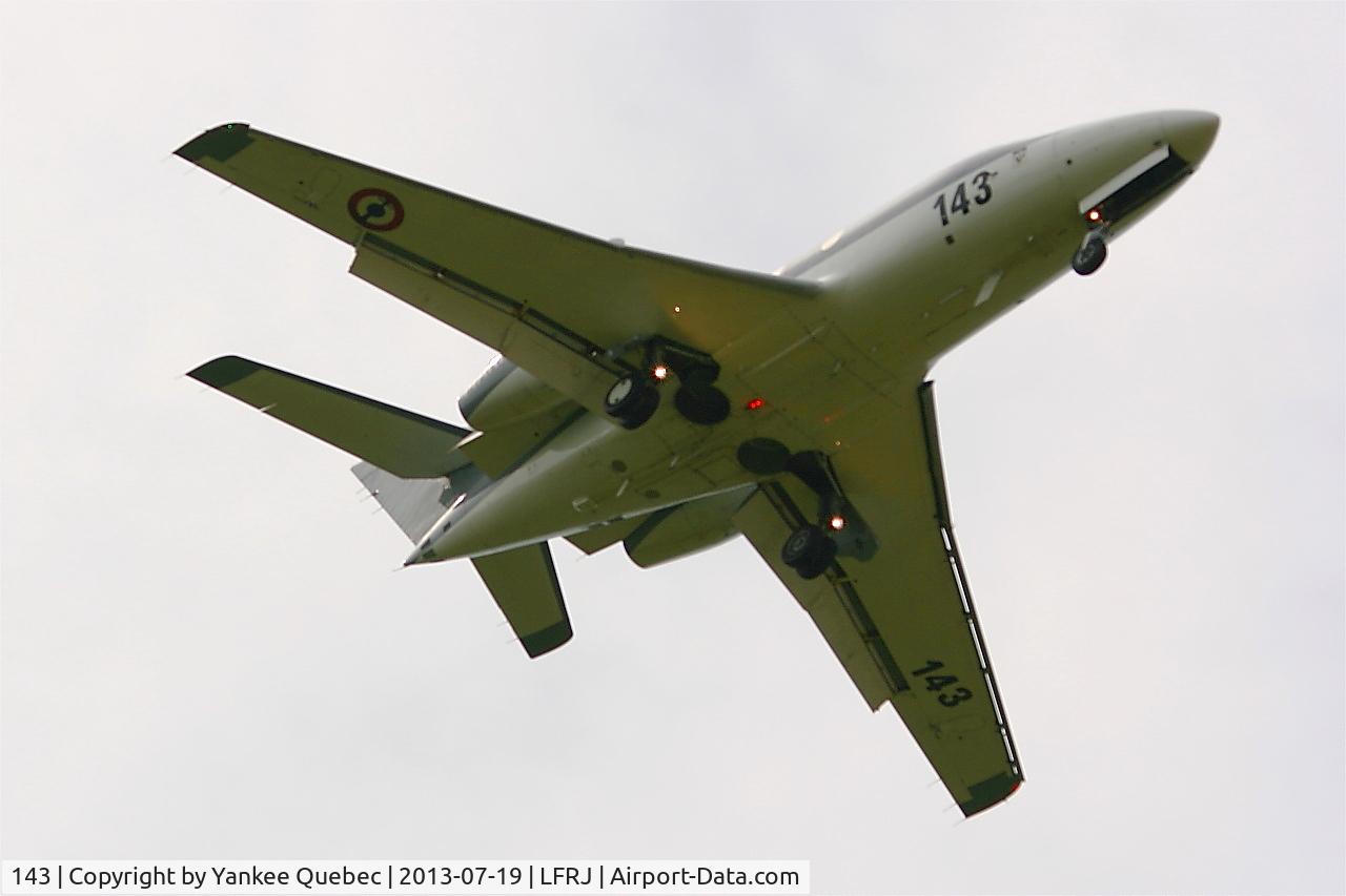 143, 1979 Dassault Falcon 10MER C/N 143, Dassault Falcon 10 Mer, Landivisiau Naval Air Base (LFRJ) - Copie