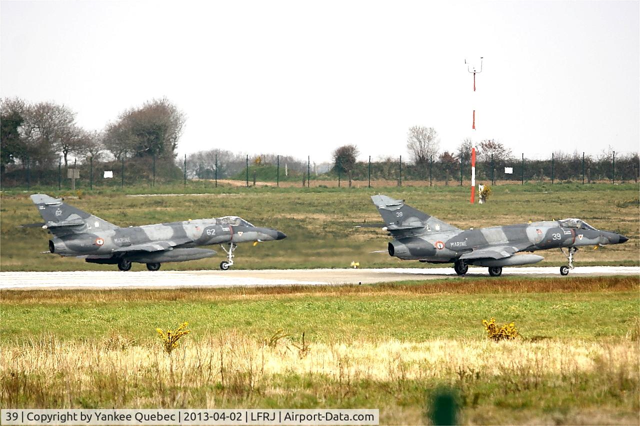 39, Dassault Super Etendard C/N 39, Dassault Super Etendard, Landivisiau Naval Air Base (LFRJ)