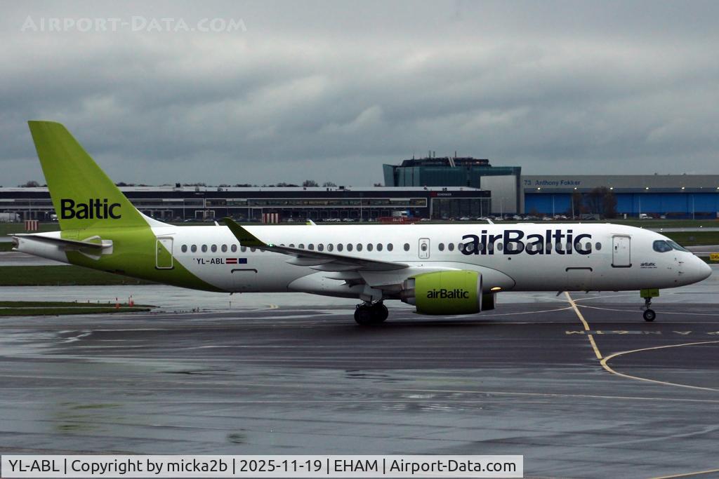 YL-ABL, 2022 Airbus A220-300 C/N 55183, Taxiing