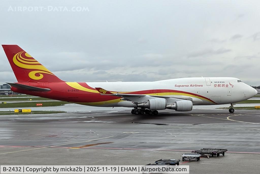 B-2432, 1998 Boeing 747-481/BCF C/N 28283, Taxiing