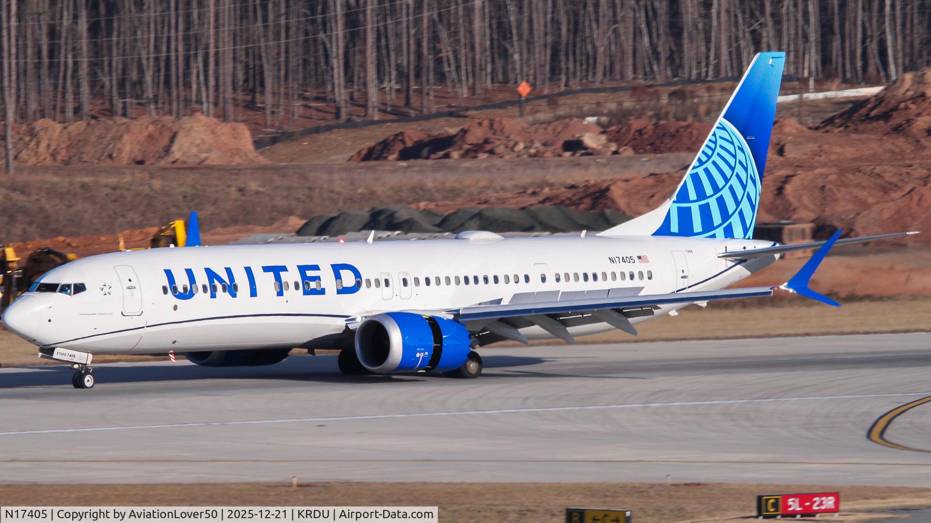 N17405, 2025 Boeing 737 MAX 9 C/N 67647, United MAX 9