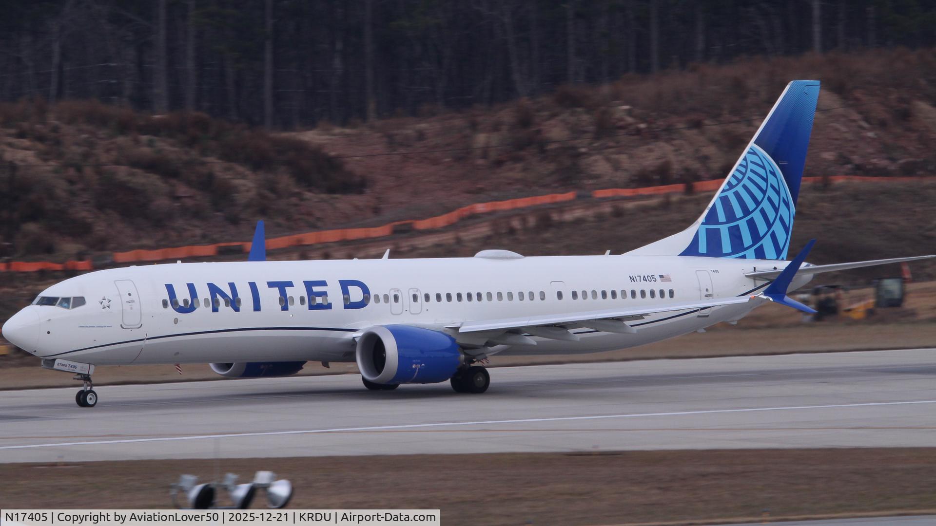 N17405, 2025 Boeing 737 MAX 9 C/N 67647, United MAX 9