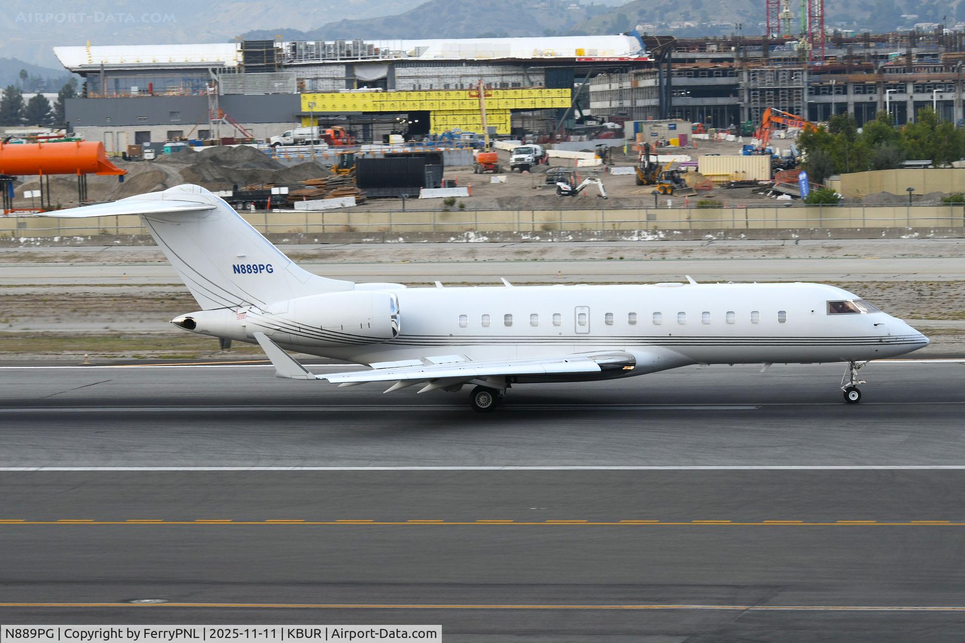 N889PG, 2006 Bombardier BD-700-1A11 Global 5000 C/N 9226, Arrival of Prima Air Global 5000