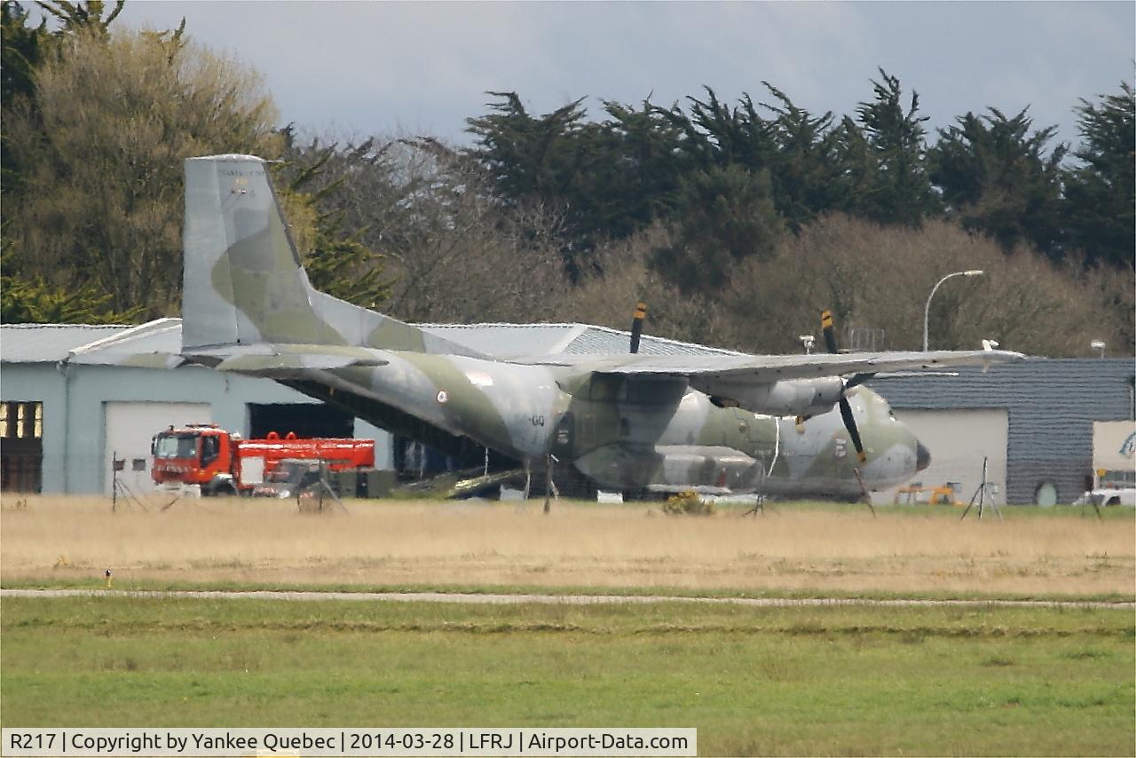 R217, Transall C-160R C/N 220, Transall C-160R, Landivisiau Naval Air Base (LFRJ-LDV)