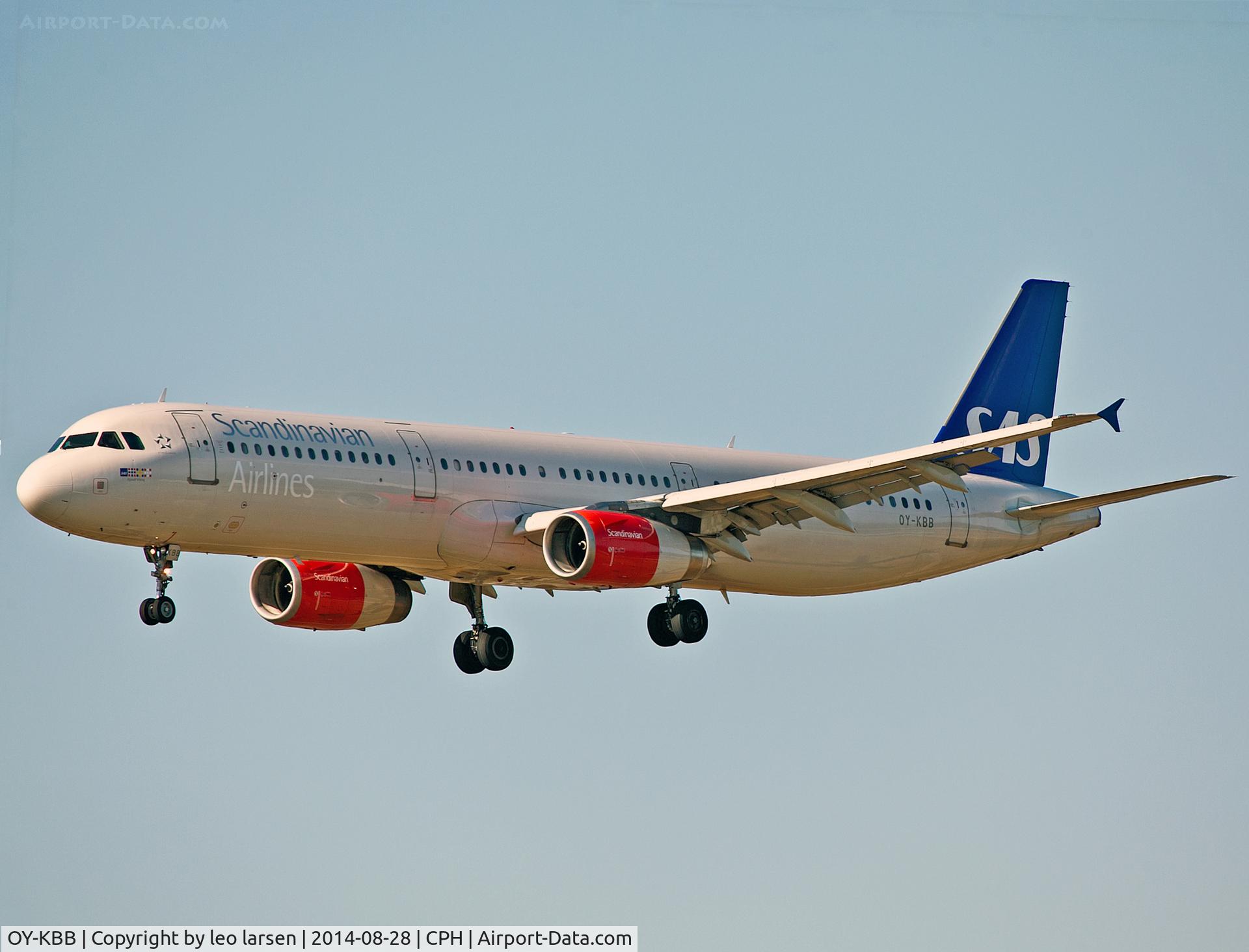 OY-KBB, 2001 Airbus A321-232 C/N 1642, Copenhagen 28.8.2014