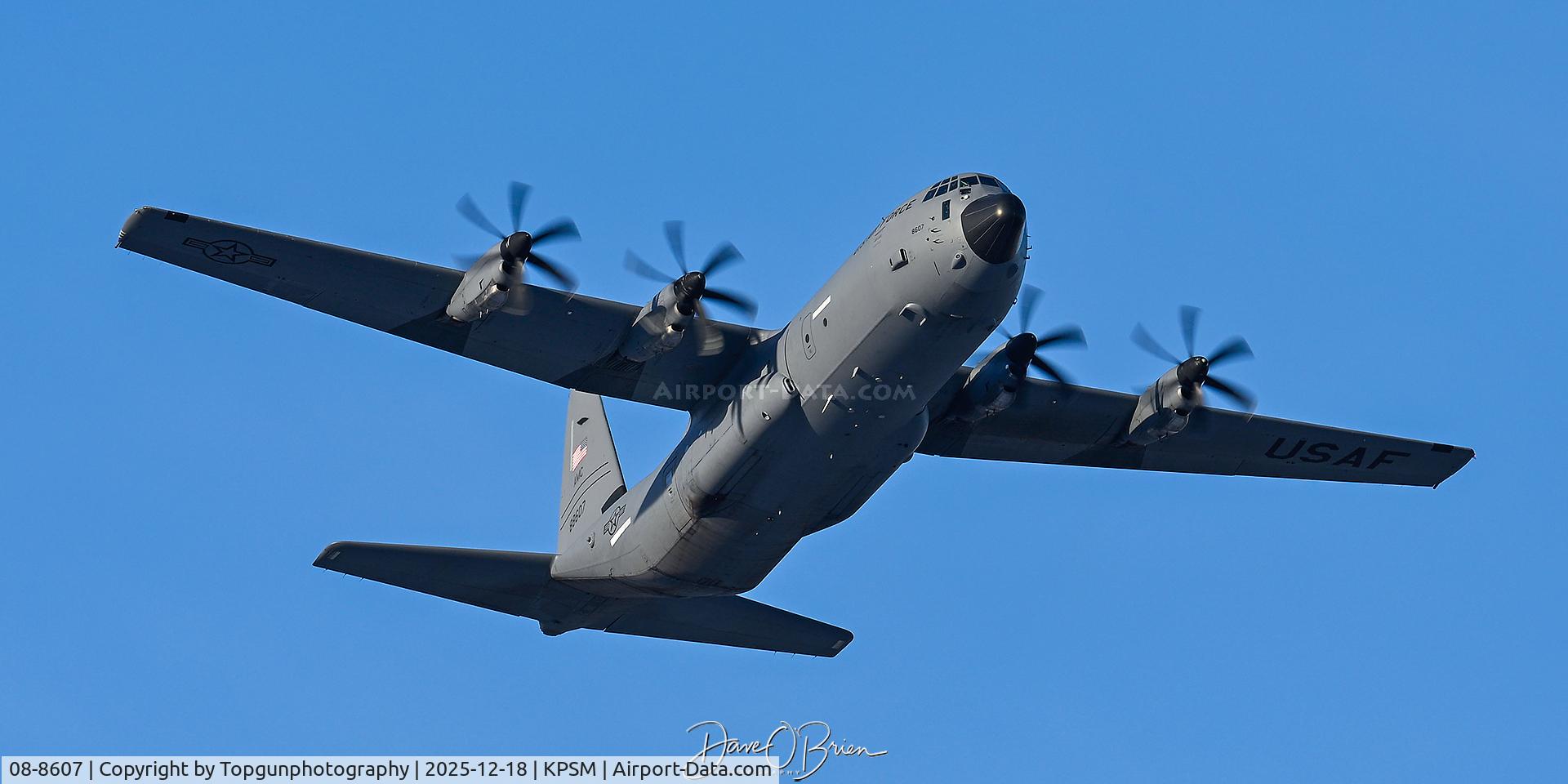 08-8607, 2008 Lockheed Martin C-130J-30 Super Hercules C/N 382-5616, Now with the RI ANG
143rd AW / Quonset ANGB, RI