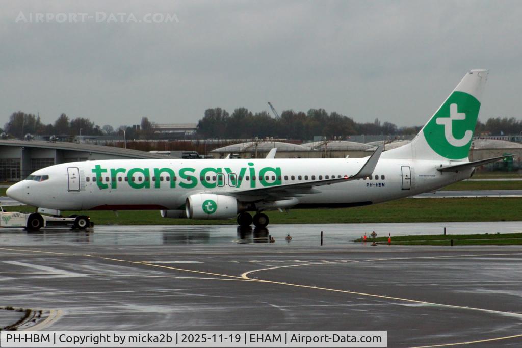 PH-HBM, 2010 Boeing 737-82R C/N 40871, Taxiing