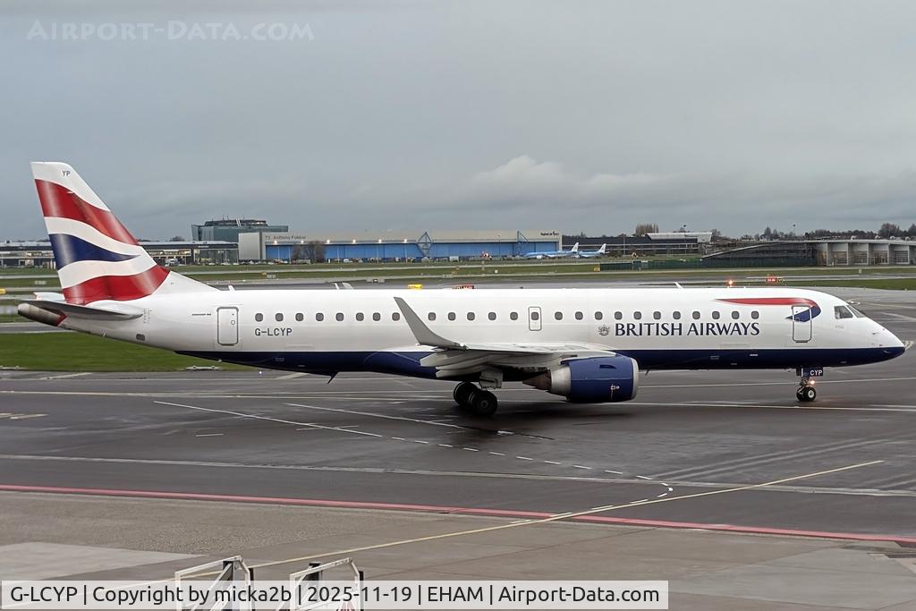 G-LCYP, 2011 Embraer 190SR (ERJ-190-100SR) C/N 19000443, Taxiing