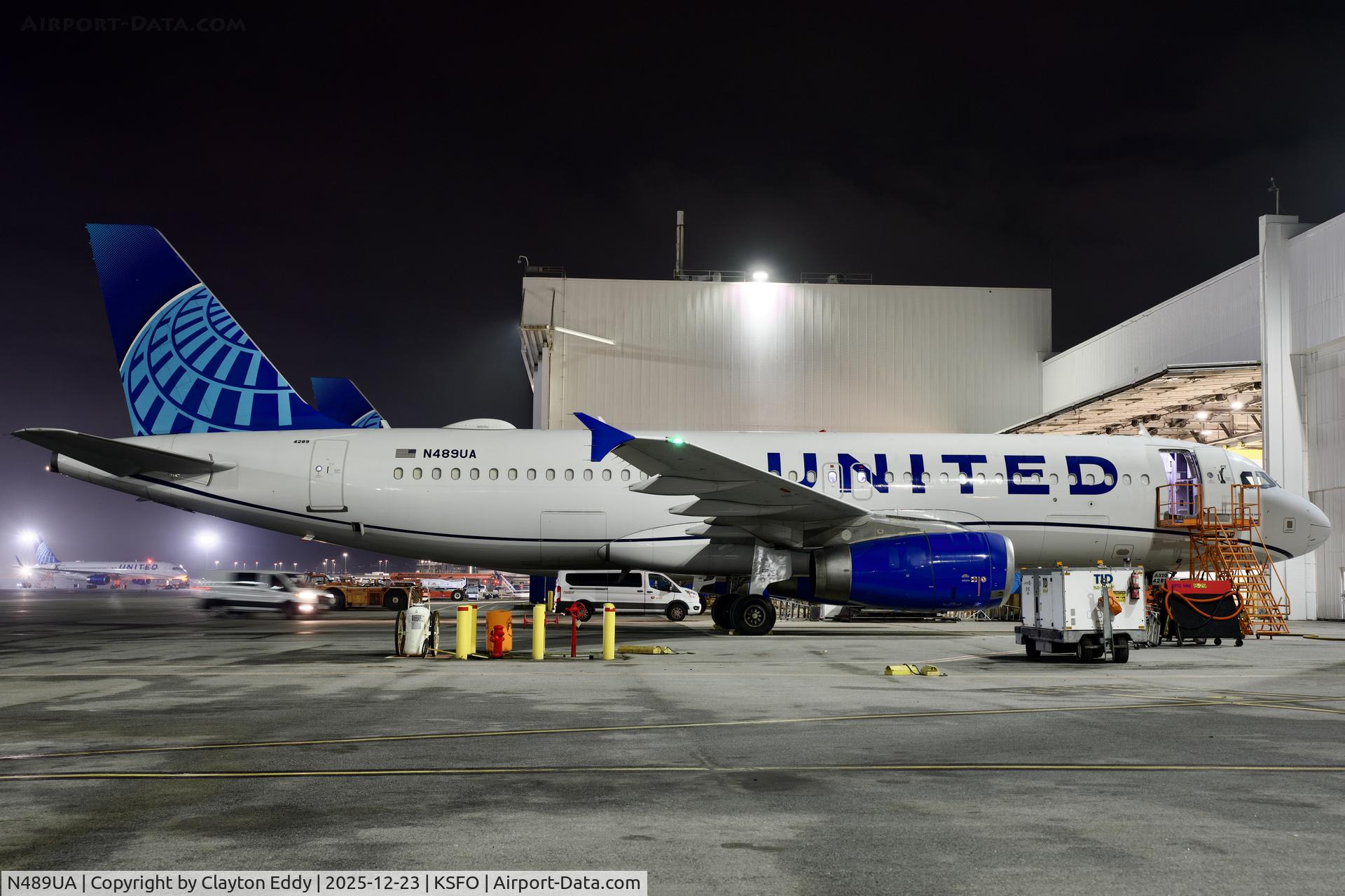 N489UA, 2002 Airbus A320-232 C/N 1702, SFO 2025